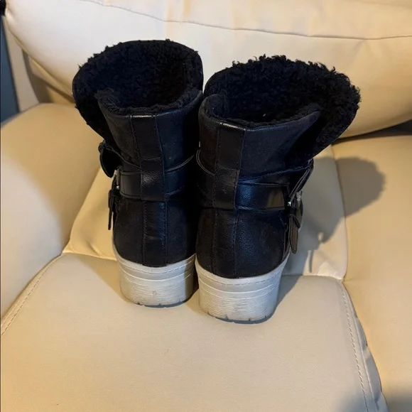 American Rag Stylish Black Women's Ankle Boots SZ 7.5 - Picture 4 of 9